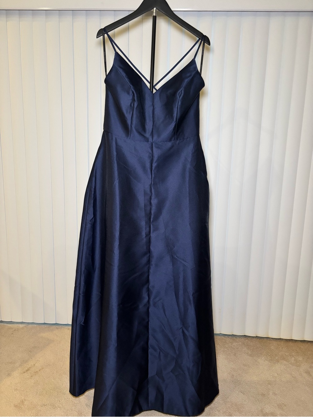 ALFRED SUNG Navy (Midnight) V‑Neck Spaghetti Strap Gown